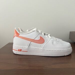 Kids Nike Air Force 1 NN GS KWE white/safety orange